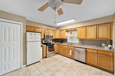 House in Ocala, Florida 3 bedrooms, 143.63 sq.m. № 1537897 - photo 16