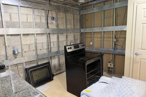 Copropriété à vendre à Kissimmee, Floride: 3 chambres, 163.04 m2 № 2348053 - photo 10