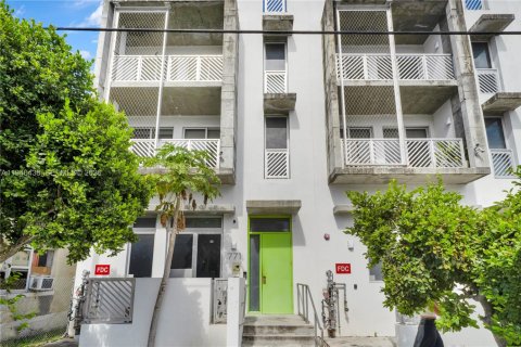 Copropriété à louer à Miami, Floride: 2 chambres, 95.22 m2 № 1998300 - photo 5