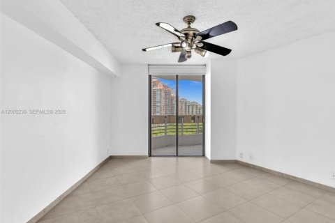 Condo in Aventura, Florida, 2 bedrooms № 2246753 - photo 26