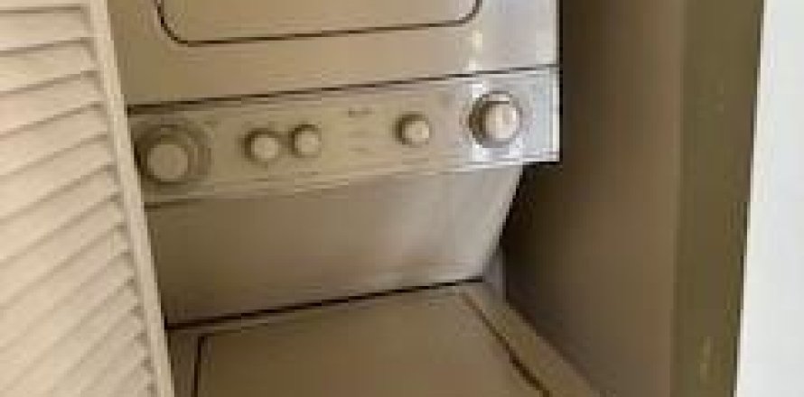 Condominio en Margate, Florida, 2 dormitorios № 1217213
