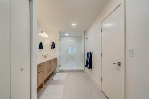 Condo in Clearwater, Florida, 3 bedrooms  № 2237684 - photo 19