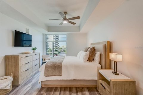 Condo in Clearwater, Florida, 3 bedrooms  № 2237684 - photo 17
