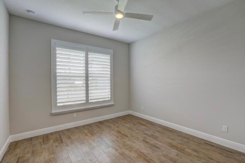 Casa en venta en Port St. Lucie, Florida, 2 dormitorios, 211.17 m2 № 2078142 - foto 26