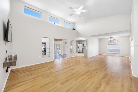 House in Bradenton, Florida 3 bedrooms, 185.15 sq.m. № 1658708 - photo 6
