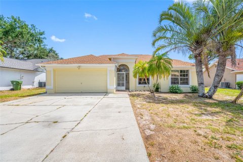 House in Bradenton, Florida 3 bedrooms, 185.15 sq.m. № 1658708 - photo 1