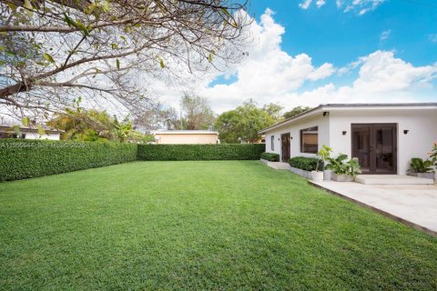 Casa en alquiler en Miami, Florida, 3 dormitorios, 183.11 m2 № 2020206 - foto 18