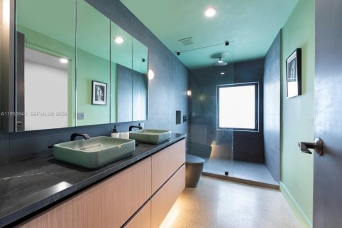 Casa en alquiler en Miami, Florida, 3 dormitorios, 183.11 m2 № 2020206 - foto 9