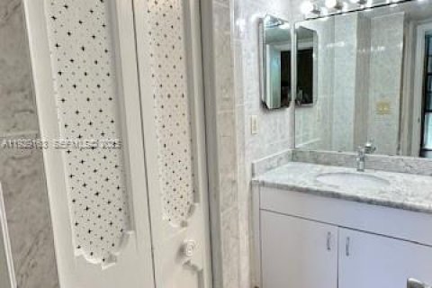 Appartement à louer à Aventura, Floride: 2 chambres, 92.34 m2 № 1987549 - photo 17