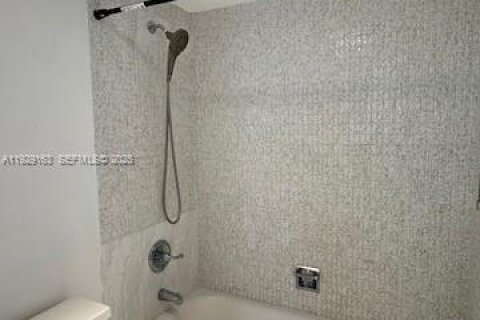 Appartement à louer à Aventura, Floride: 2 chambres, 92.34 m2 № 1987549 - photo 8