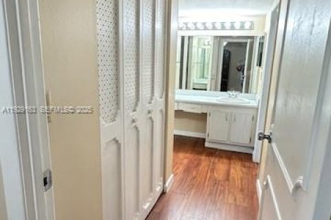 Appartement à louer à Aventura, Floride: 2 chambres, 92.34 m2 № 1987549 - photo 5