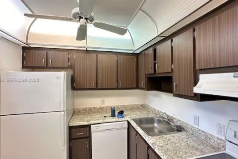 Appartement à louer à Aventura, Floride: 2 chambres, 92.34 m2 № 1987549 - photo 29