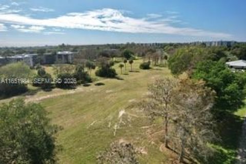 Condominio en venta en Lauderhill, Florida, 2 dormitorios, 101.45 m2 № 2090095 - foto 26
