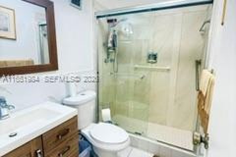 Condominio en venta en Lauderhill, Florida, 2 dormitorios, 101.45 m2 № 2090095 - foto 21