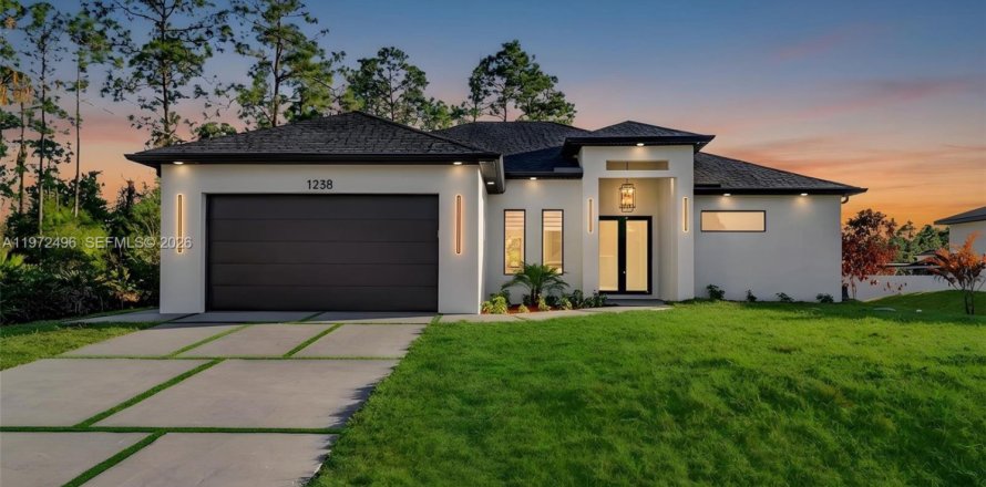 Villa ou maison à Lehigh Acres, Floride 3 chambres № 2041912