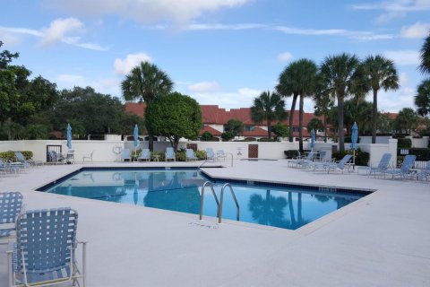 Condominio en alquiler en Jupiter, Florida, 2 dormitorios, 137.31 m2 № 1096481 - foto 1