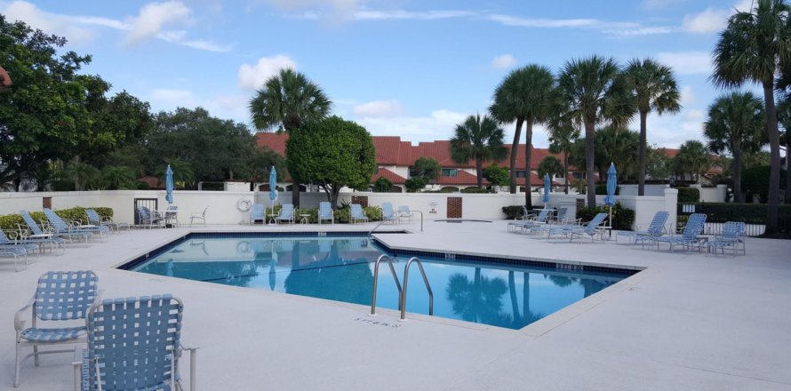 Condominio en Jupiter, Florida, 2 dormitorios № 1096481