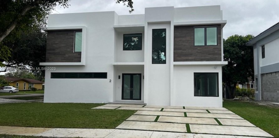 Casa en Miami Springs, Florida 4 dormitorios, 311.22 m2 № 1709691