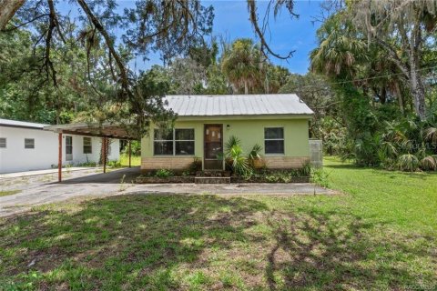 Casa en venta en Crystal River, Florida, 1 dormitorio, 95.88 m2 № 1830014 - foto 1