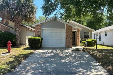 Casa en venta en Ocala, Florida, 2 dormitorios, 105.72 m2 № 1639617 - foto 1
