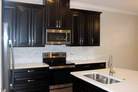 Adosado en alquiler en Tampa, Florida, 3 dormitorios, 216.74 m2 № 1340483 - foto 5