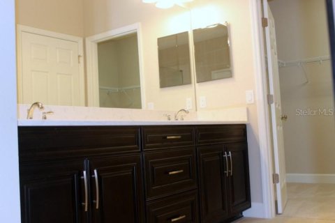 Adosado en alquiler en Tampa, Florida, 3 dormitorios, 216.74 m2 № 1340483 - foto 13