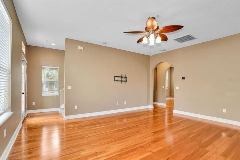 Townhouse in Tampa, Florida 3 bedrooms, 187.85 sq.m. № 2205631 - photo 16