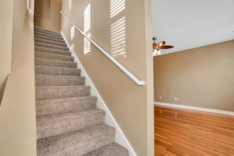 Townhouse in Tampa, Florida 3 bedrooms, 187.85 sq.m. № 2205631 - photo 21