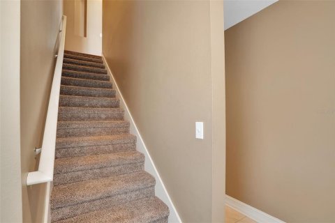 Townhouse in Tampa, Florida 3 bedrooms, 187.85 sq.m. № 2205631 - photo 7