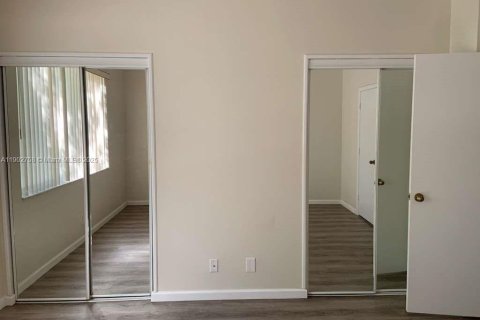 Adosado en alquiler en Weston, Florida, 2 dormitorios, 103.12 m2 № 1953072 - foto 12