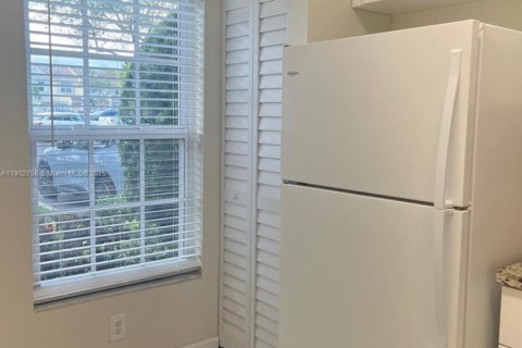 Adosado en alquiler en Weston, Florida, 2 dormitorios, 103.12 m2 № 1953072 - foto 7