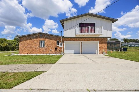 Casa en venta en Haines City, Florida, 4 dormitorios, 247.49 m2 № 2204732 - foto 22