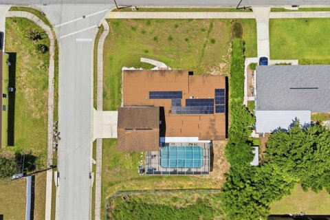 Casa en venta en Haines City, Florida, 4 dormitorios, 247.49 m2 № 2204732 - foto 23