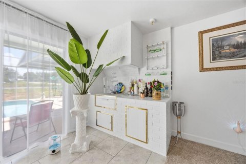 Casa en venta en Haines City, Florida, 4 dormitorios, 247.49 m2 № 2204732 - foto 5