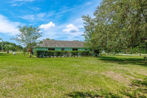 House in Ocala, Florida 3 bedrooms, 146.04 sq.m. № 1800226 - photo 20