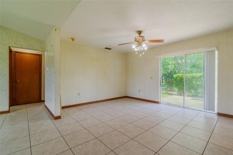 House in Ocala, Florida 3 bedrooms, 146.04 sq.m. № 1800226 - photo 28