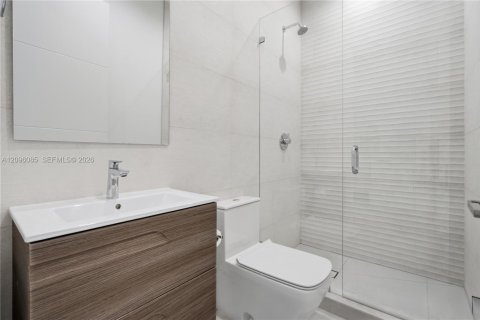Townhouse in Miami, Florida 4 bedrooms, 271.65 sq.m. № 2411963 - photo 13