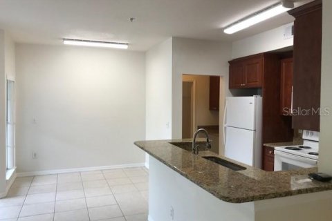 Condominio en alquiler en Temple Terrace, Florida, 2 dormitorios, 103.4 m2 № 2097945 - foto 9