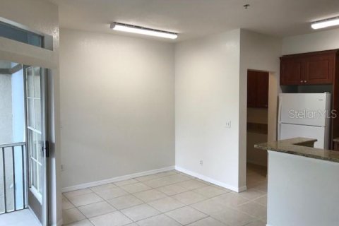Condominio en alquiler en Temple Terrace, Florida, 2 dormitorios, 103.4 m2 № 2097945 - foto 7
