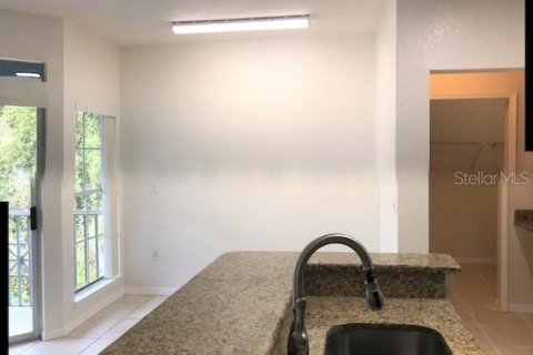 Condominio en alquiler en Temple Terrace, Florida, 2 dormitorios, 103.4 m2 № 2097945 - foto 8
