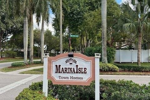 Copropriété à vendre à Miramar, Floride: 3 chambres, 153.29 m2 № 1997846 - photo 20