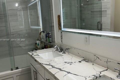 Copropriété à vendre à Miramar, Floride: 3 chambres, 153.29 m2 № 1997846 - photo 16