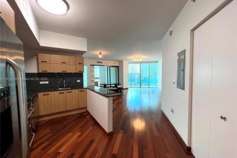 Copropriété à louer à Miami, Floride: 3 chambres, 128.67 m2 № 1971683 - photo 4