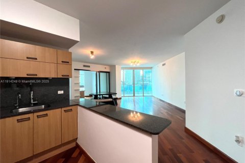 Copropriété à louer à Miami, Floride: 3 chambres, 128.67 m2 № 1971683 - photo 5