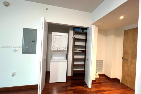 Copropriété à louer à Miami, Floride: 3 chambres, 128.67 m2 № 1971683 - photo 22