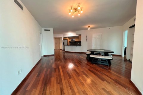 Copropriété à louer à Miami, Floride: 3 chambres, 128.67 m2 № 1971683 - photo 6