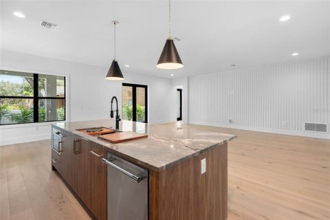 Villa ou maison à vendre à Tampa, Floride: 5 chambres, 343 m2 № 1626566 - photo 15