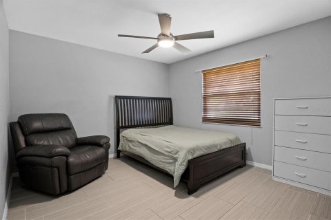 Casa en venta en Auburndale, Florida, 4 dormitorios, 164.99 m2 № 2377948 - foto 18