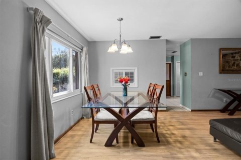 Casa en venta en Auburndale, Florida, 4 dormitorios, 164.99 m2 № 2377948 - foto 8