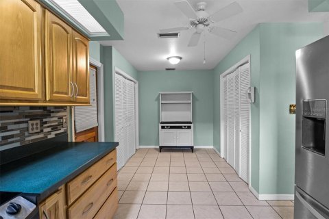 Casa en venta en Auburndale, Florida, 4 dormitorios, 164.99 m2 № 2377948 - foto 12
